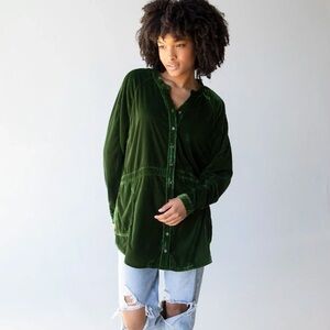 Natural Life Laid-Back Velvet Button Down Green Sz L
